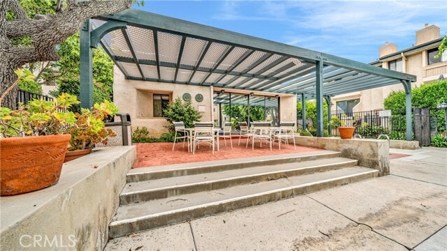 Building Photo - 7137 Shoup Ave