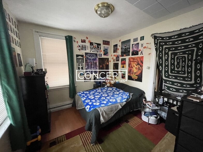 Building Photo - 6 Shepherd Ave