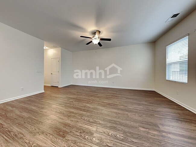 Building Photo - 119 Orion Way