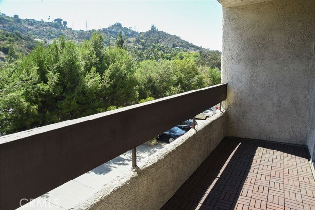 Building Photo - 2700 Cahuenga Blvd