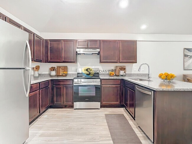 Building Photo - 17142 Nixon Ave