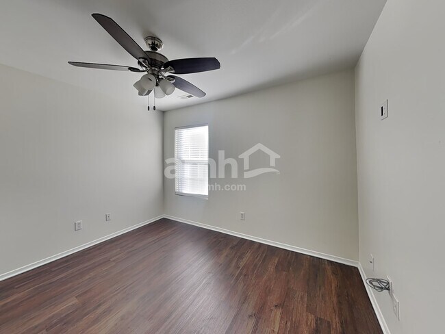 Building Photo - 15728 Circlegreen Dr