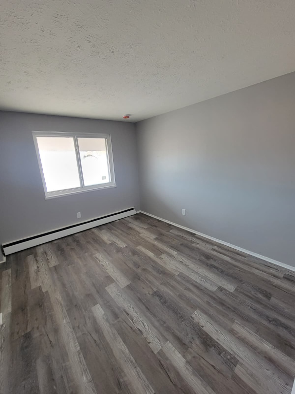 Building Photo - 13430 Euclid Ave