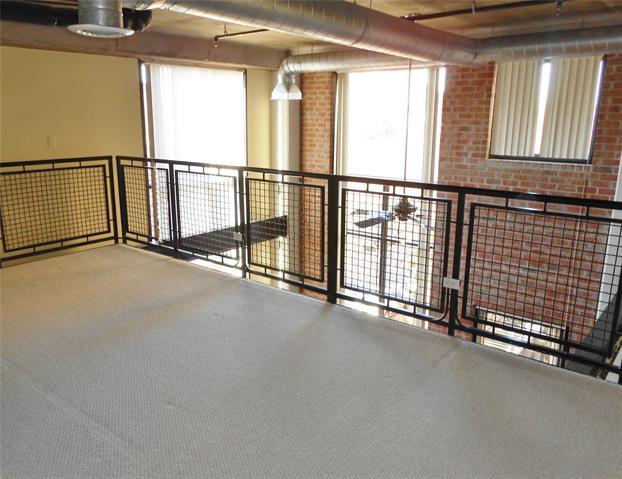 Building Photo - 3110 Thomas Ave