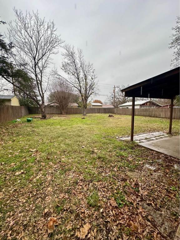 Building Photo - 217 Rhoades St