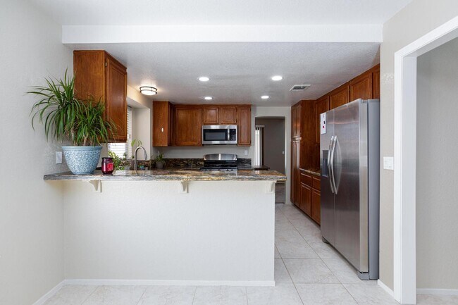 Building Photo - 9817 Dardanelle Ct