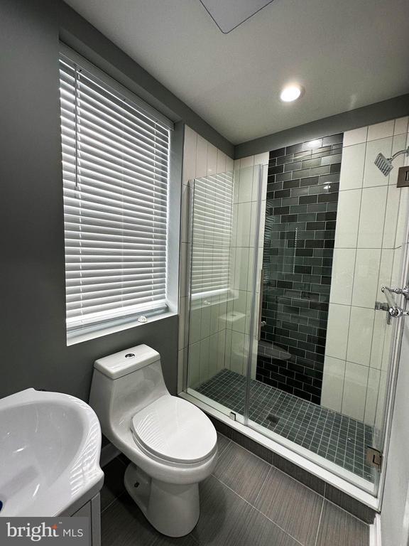 Building Photo - 1801 W Venango St