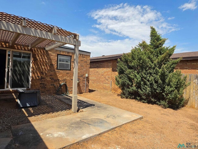 Building Photo - 2125 Circlewood Pl