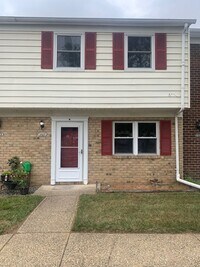 Building Photo - 3 Bedroom Townhome - Glen Burnie