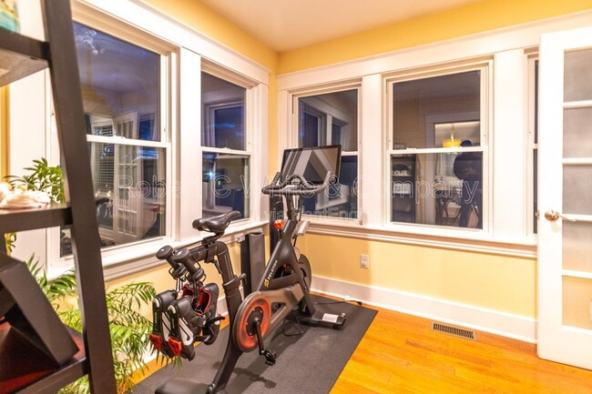 Building Photo - 15 Emerson St