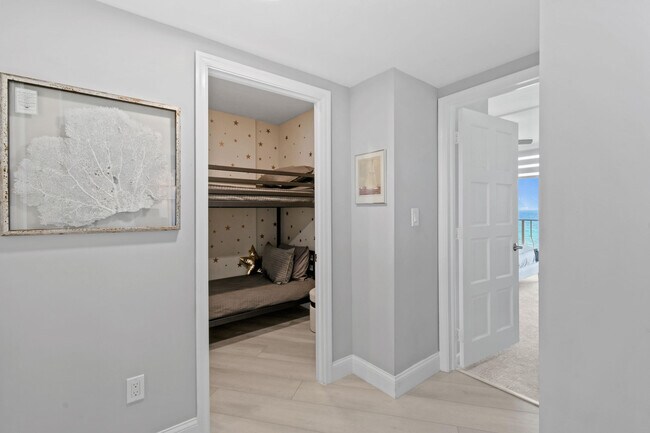 Building Photo - 2774 S Ocean Blvd