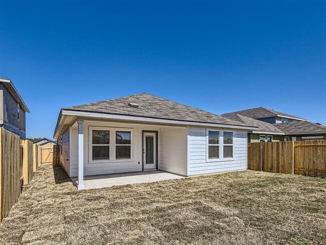 Building Photo - 607 View Dr