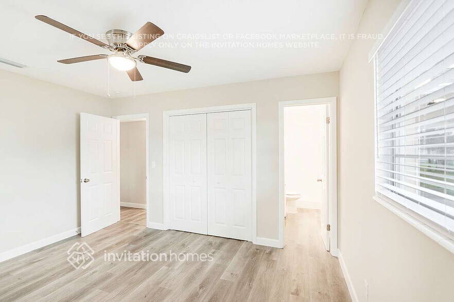 Building Photo - 8409 Millwood Dr