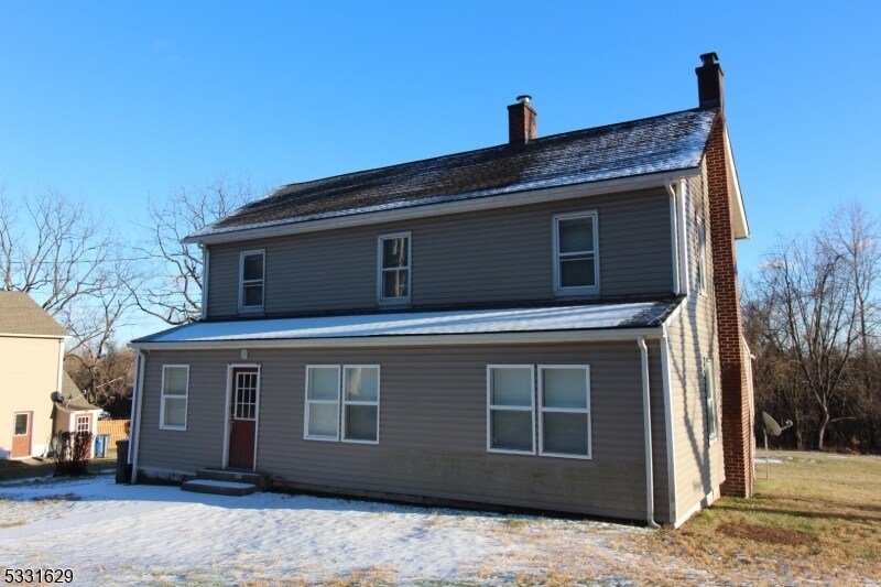 Building Photo - 346 Strotz Rd