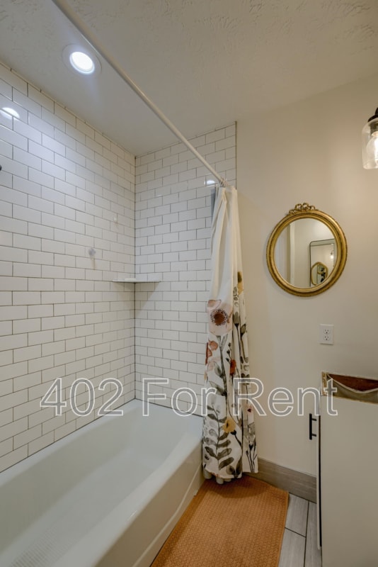 Building Photo - 3322 S 78th St
