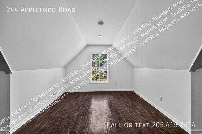 Building Photo - 244 Appleford Rd