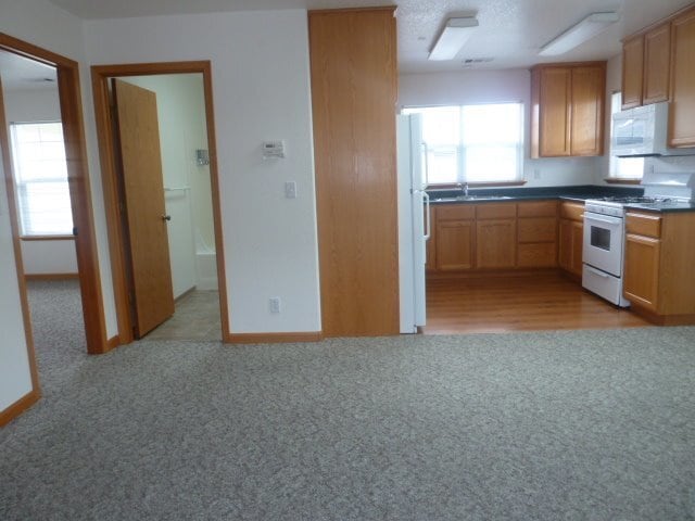 Building Photo - 2718 Meadow Creek Way