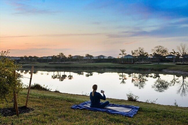 Building Photo - 8792 Winter Breeze Wy