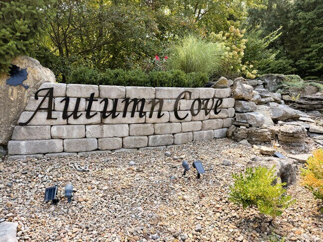 Building Photo - 8123 Autumn Dr