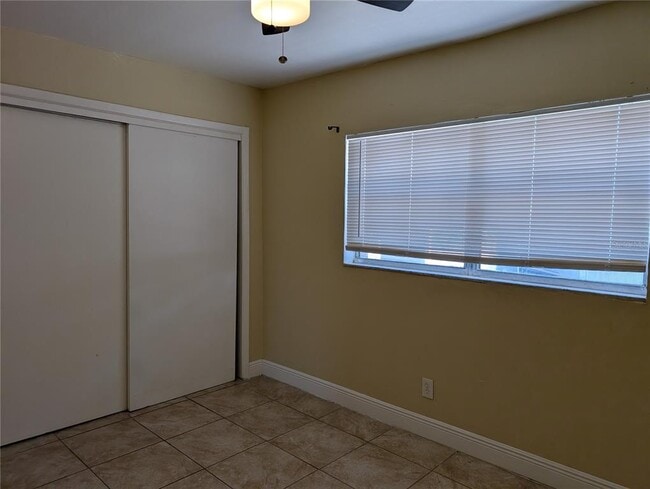 Building Photo - 8944 Temple Terrace Hwy