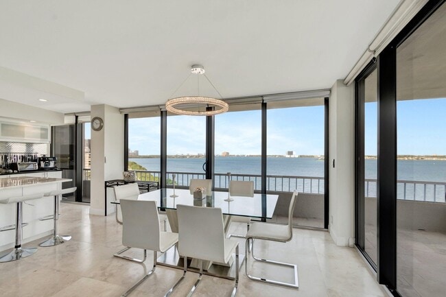 Building Photo - 5550 N Ocean Dr