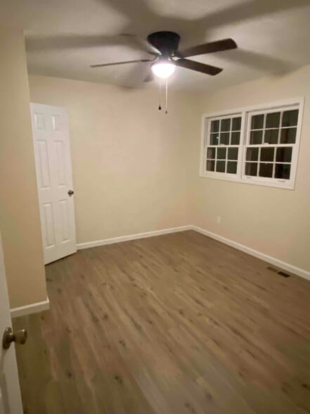 Building Photo - 201 Normandy Dr