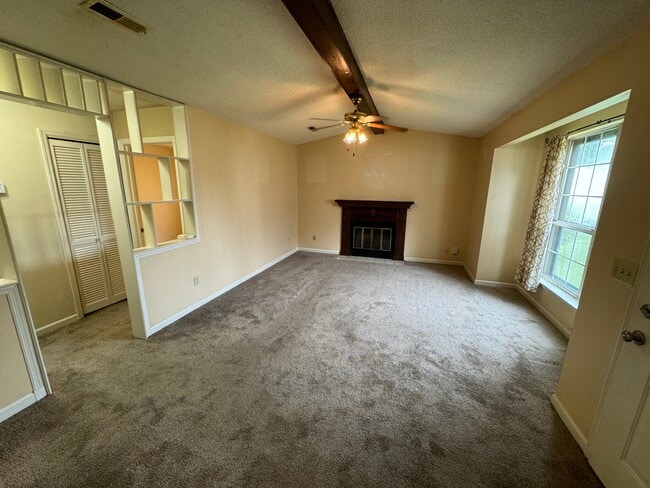 Building Photo - 3058 Casa Dr