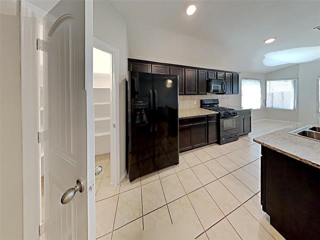 Building Photo - 7948 Mosspark Ln
