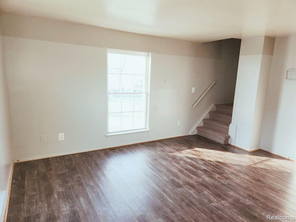 Building Photo - 8904 Shawn Dr