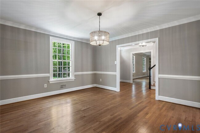 Building Photo - 9900 Kingsbridge Rd