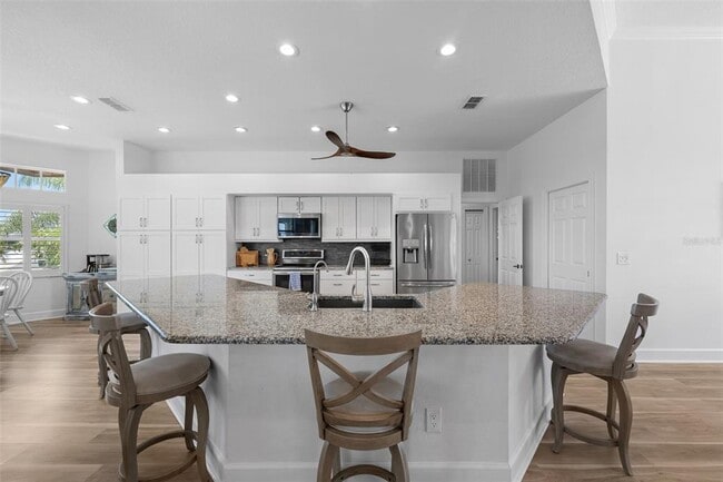 Building Photo - 949 Allegro Ln