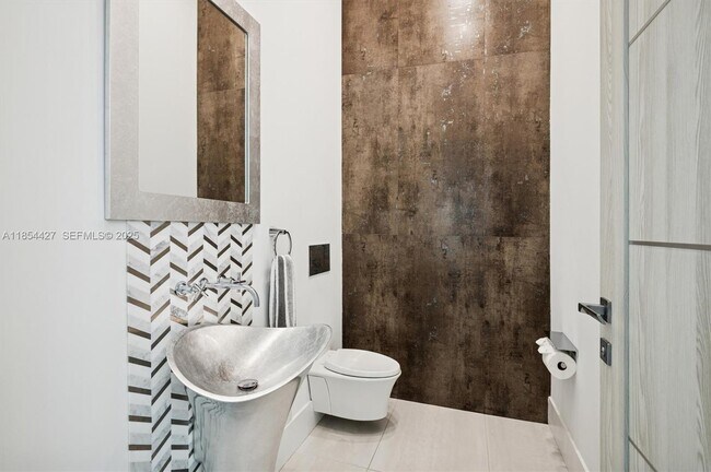 Building Photo - 2628 Marcinski Rd