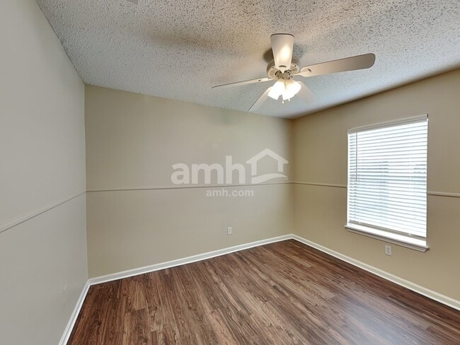 Building Photo - 1520 Irishwood Ct