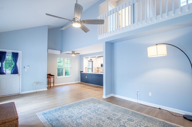 Building Photo - For Rent – Beautifully Updated Townhome in Gull Point a Waterfront Community