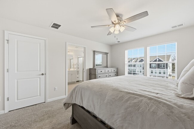 Building Photo - 19 Autumn Pk Ct