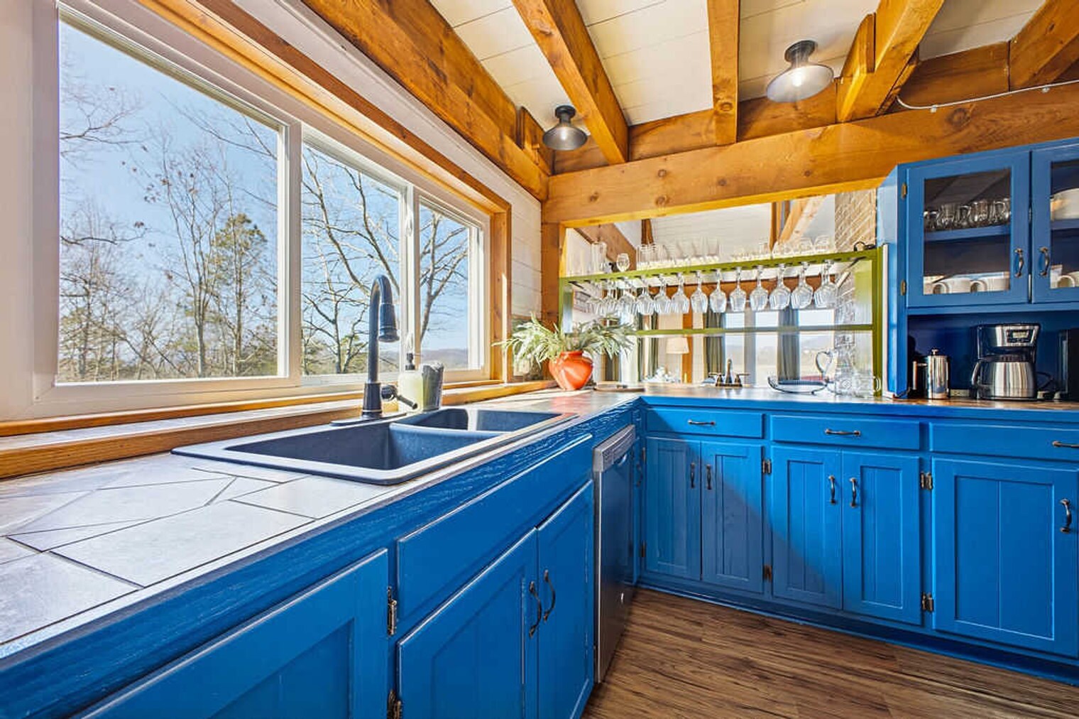 Building Photo - 140 Camby Dr