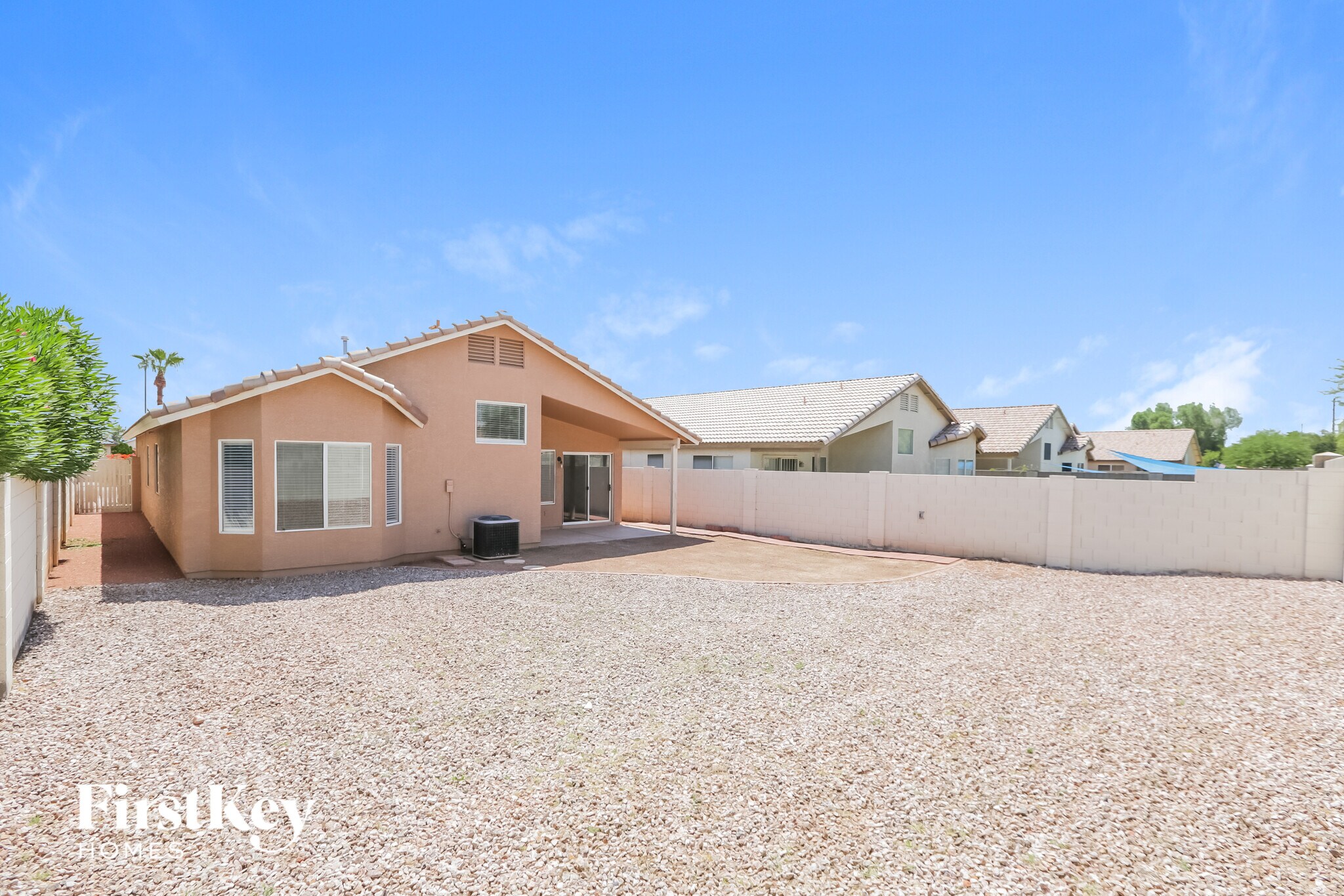 Building Photo - 8630 W Shaw Butte Dr