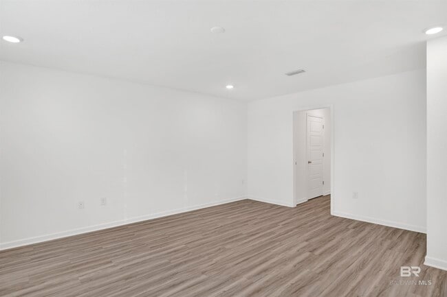 Building Photo - 32062 Lyon Rd