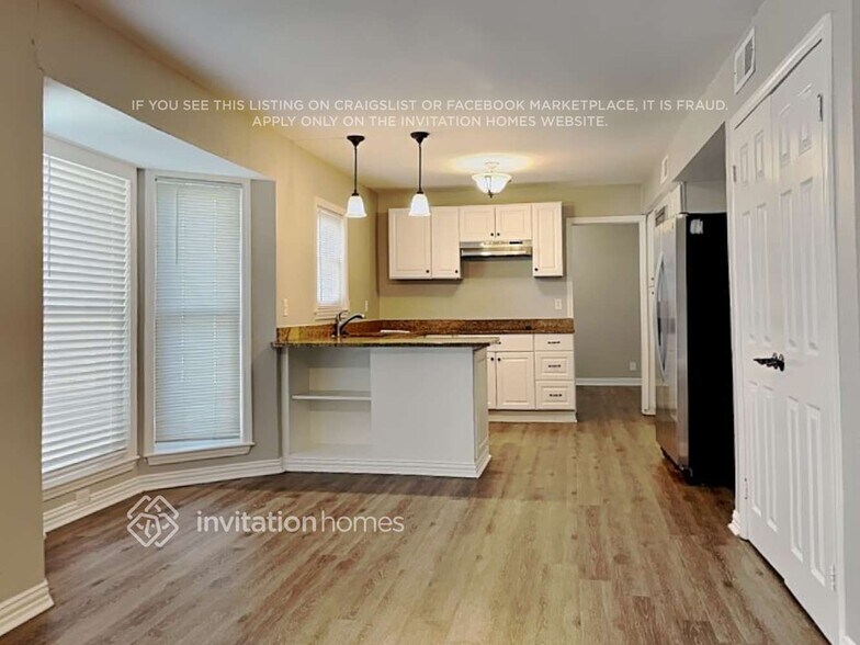 Building Photo - 3913 Windflower Ln