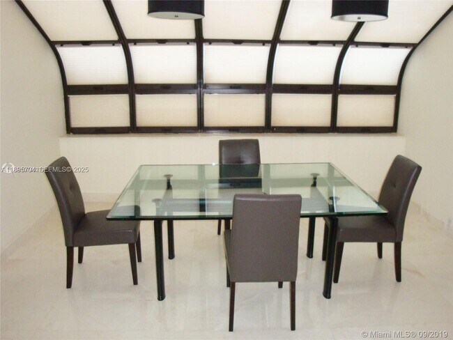 Building Photo - 201 Crandon Blvd