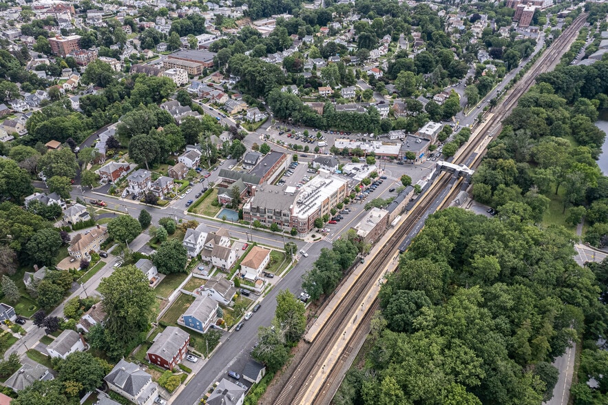 Building Photo - 308 Columbus Ave