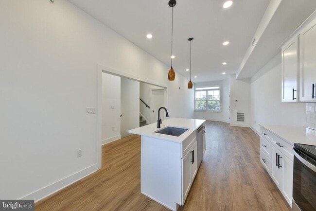 Building Photo - 3680 Indian Queen Ln