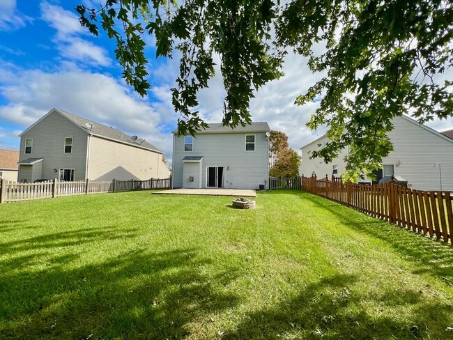 Building Photo - Beautifully updated Regency Park Home!