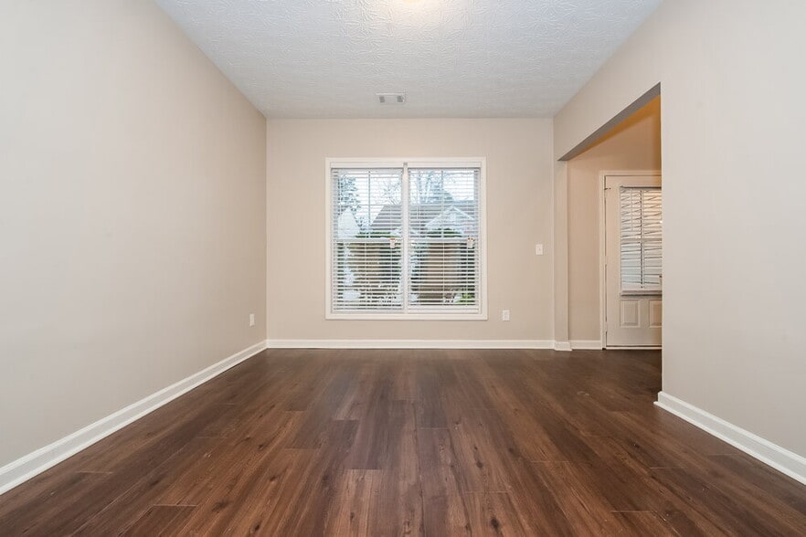 Building Photo - 1583 Thornwick Trace