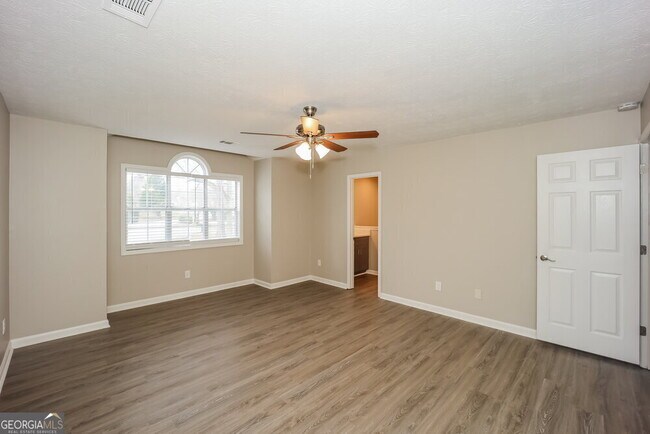 Building Photo - 576 Flint Ridge Ct