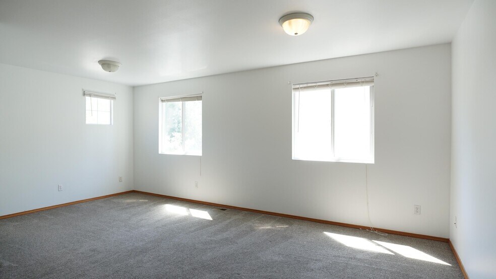 Building Photo - 3925 138th St SE