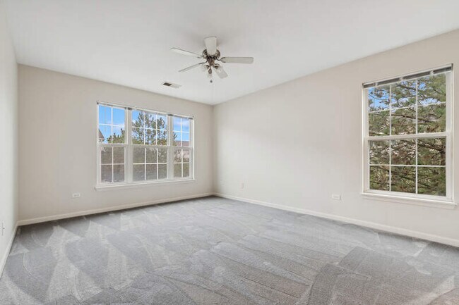 Building Photo - 690 Mill Cir