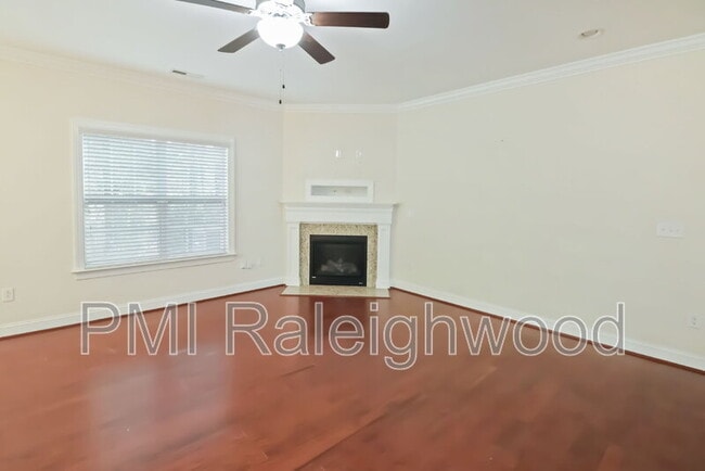 Building Photo - 2707 Masonboro Ferry Dr