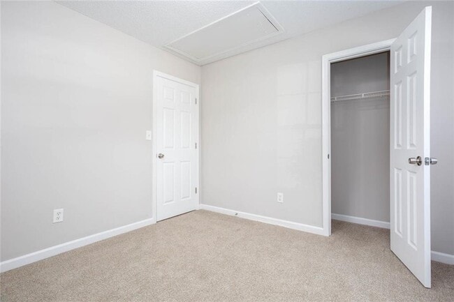 Building Photo - 3176 Macedonia Station Dr SW