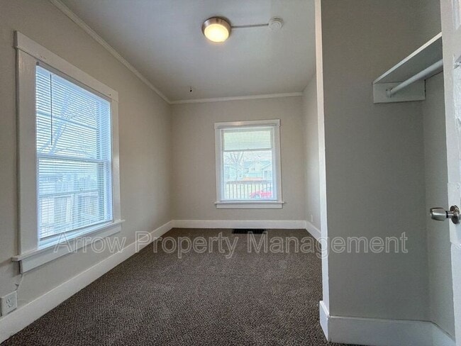 Building Photo - 2832 Dudley St